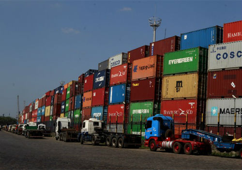 Porto-Santos-Containers