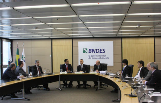Refinanciamento-BNDES-Caminhoes