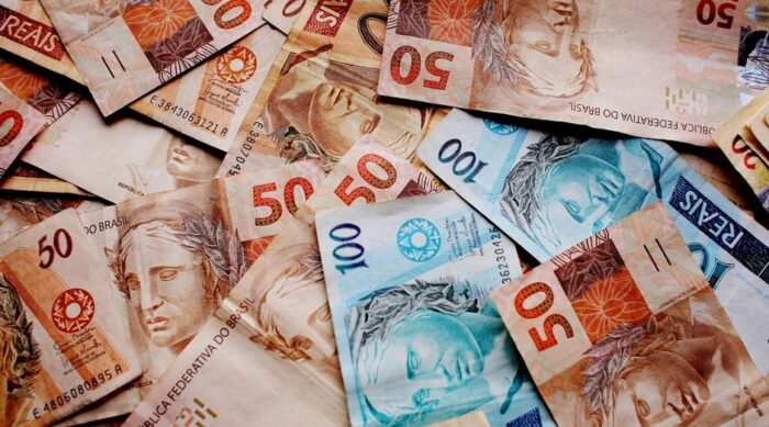 Dinheiro na Economia brasileira
